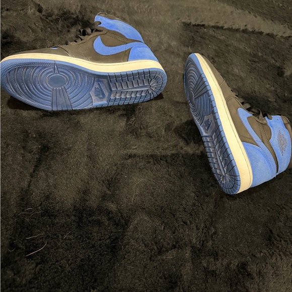 Jordan Black and Blue Suede 1s - Picture 8 of 9